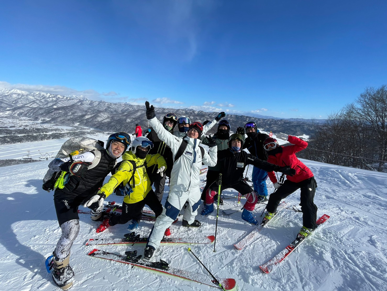 競技スキー同好会ホワイトクリスタル