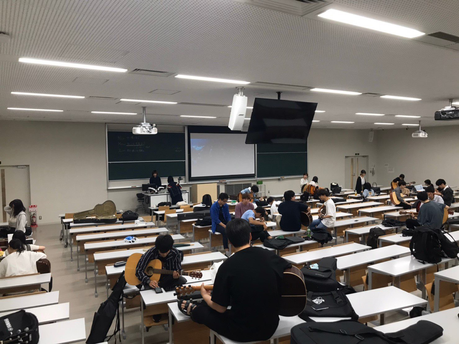 OICアコギサークル