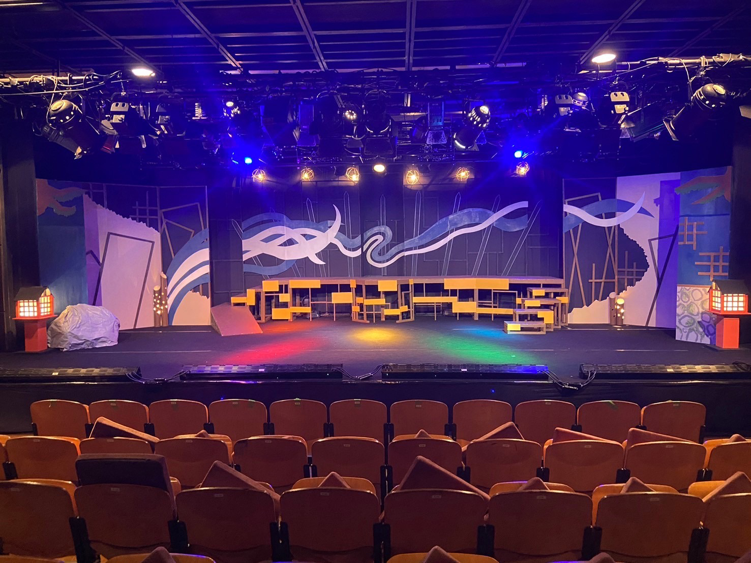 新演劇研究会劇団月光斜